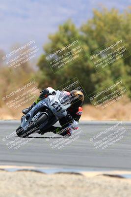 media/May-15-2022-SoCal Trackdays (Sun) [[33a09aef31]]/Turn 7 (1145am)/